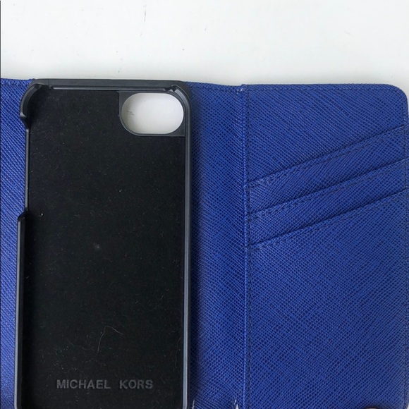Michael Kors iPhone 5 Wristlet Blue - Picture 3 of 4